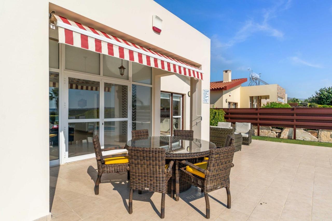 Villa Marina Sunrise By Ezoria Villas Coral Bay Exterior photo